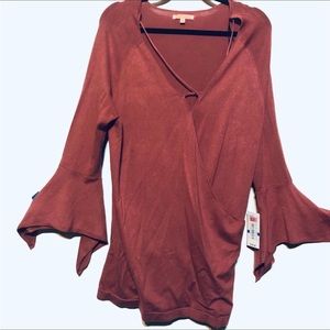 Bell sleeve Gibson Latimer tunic length sweater top